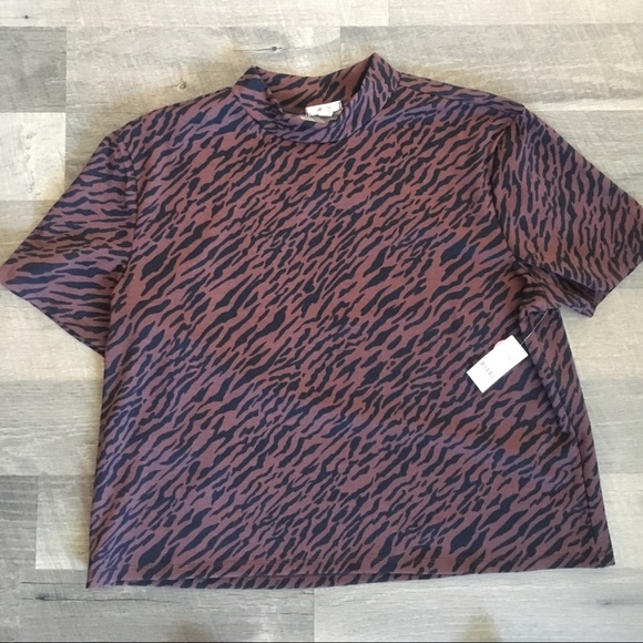 🆕 2 piece crop top & crop pants 🆕 - Picture 3 of 7